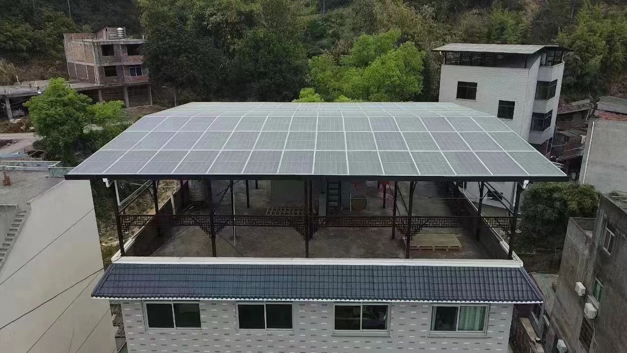 济宁15kw+10kwh自建别墅家庭光伏储能系统